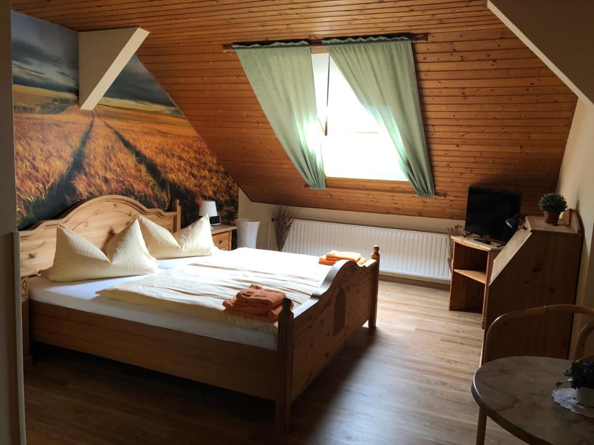 Hotel Schuetzenhaus Bruck  Екстериор снимка